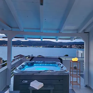 Luxury Silva With Sea View Aparthotel Okrug Gornji